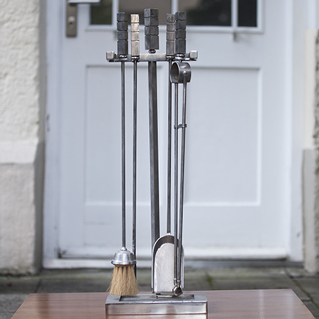 fireplace_set_kamin_nickled_vereinigte_werkstaetten_german_design_deutsch