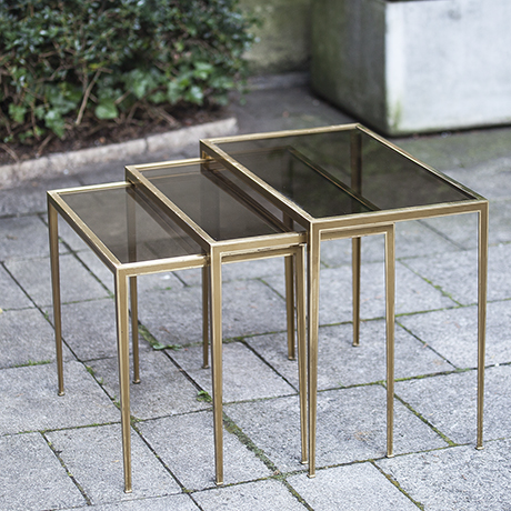 nesting_table_vereinigte_werkstaetten_german_design_tisch