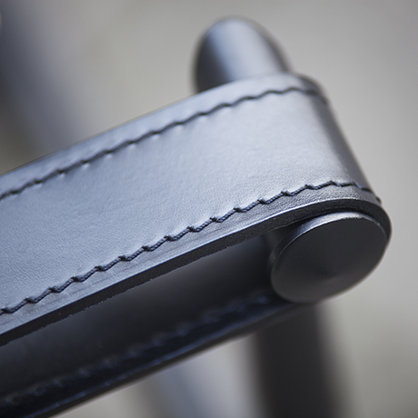 corbusier_armchair_Sessel_leder