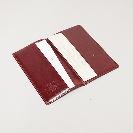 Patek-Philippe-nautilus-watch-etui-leather