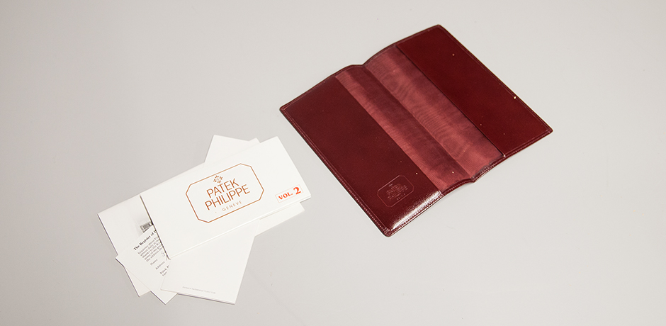 Patek-Philippe-nautilus-uhr-etui-leder
