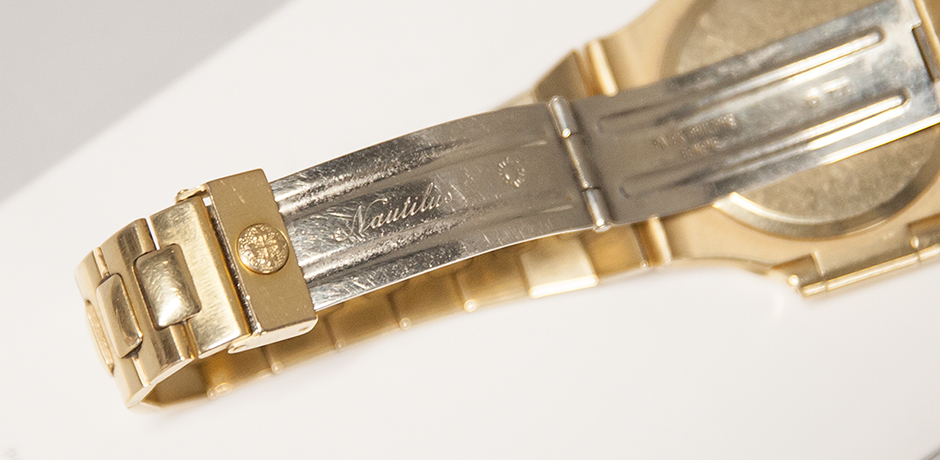 Patek-Philippe-nautilus-watch-golden