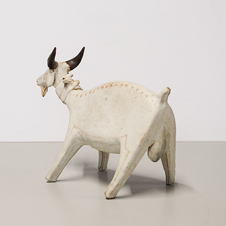 Bruno-Gambone-goat-ceramic-italy