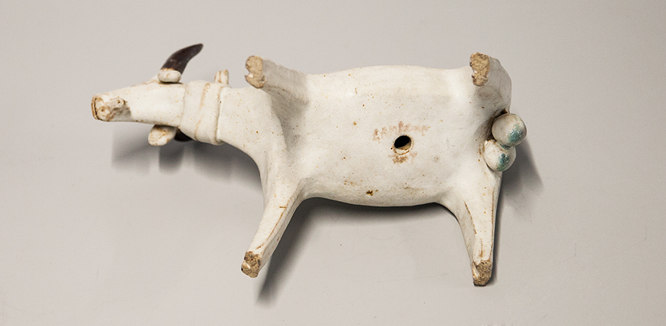 Bruno-Gambone-goat-signed-ceramic