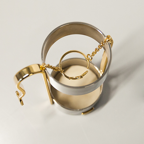 Gucci-wine-Flaschenhalter-silber