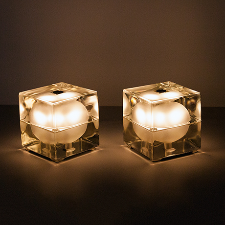 Alessandro-Mendini-Cubosfera-Vetraria-table-lamp