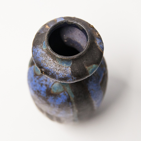Beate-Kuhn-organic-vase-ceramic-art - 5 Beate-Kuhn-organic-vase-ceramic-art