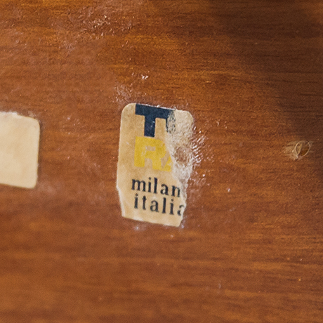 Aldo-Tura-magazine-rack-table-brown