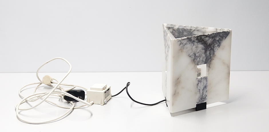 Angelo-Mangiarotti-Etrusca-table-lamp-marble - 8 Angelo-Mangiarotti-Etrusca-table-lamp-marble