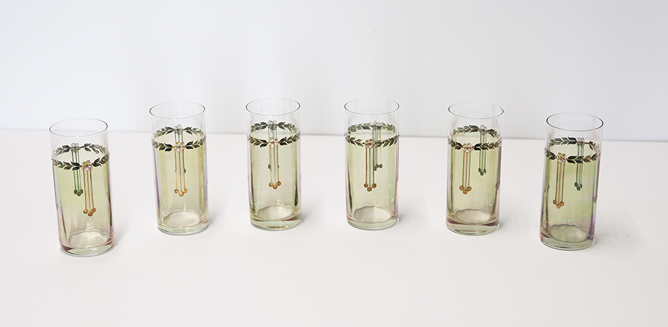 Art-nouveau-drinking-glasses-golden