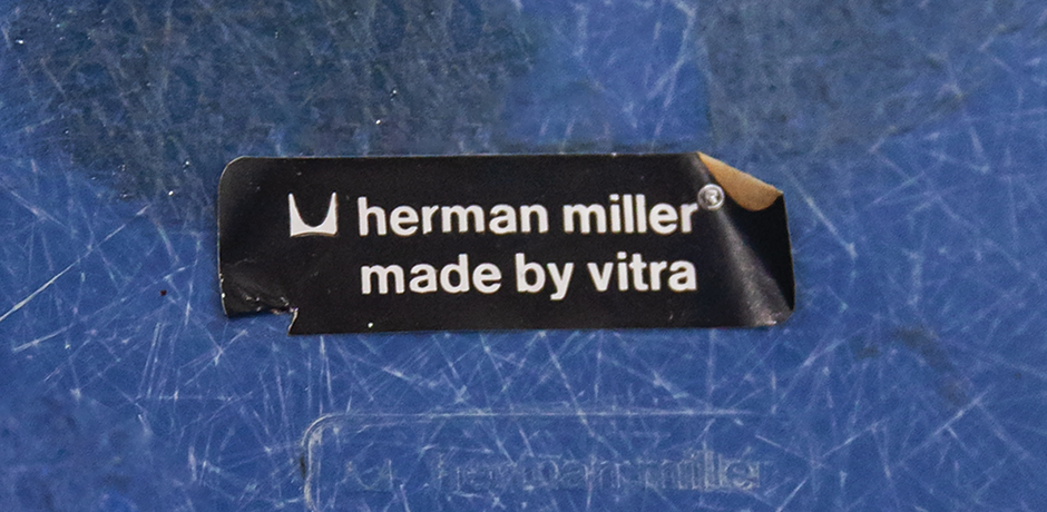 Charles-Eames-Vitra-fiberglass-office-chair-blue-marked