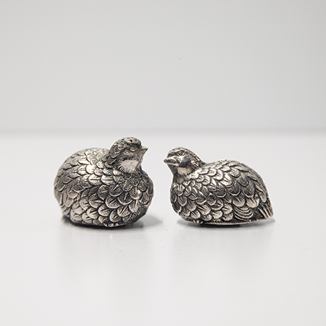 Gucci-Salzstreuer-Pfefferstreuer-wachtel-silber