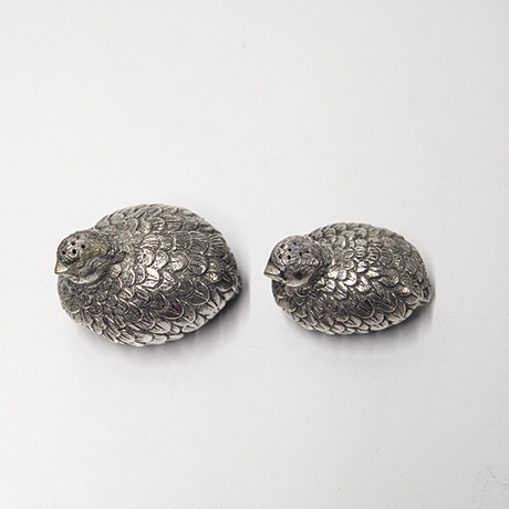 Gucci-Salt-Pepper-shakers-Quail-silver
