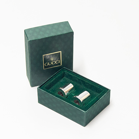 Schlichtes DesignGucci-dining-card-napkin-holder-silver