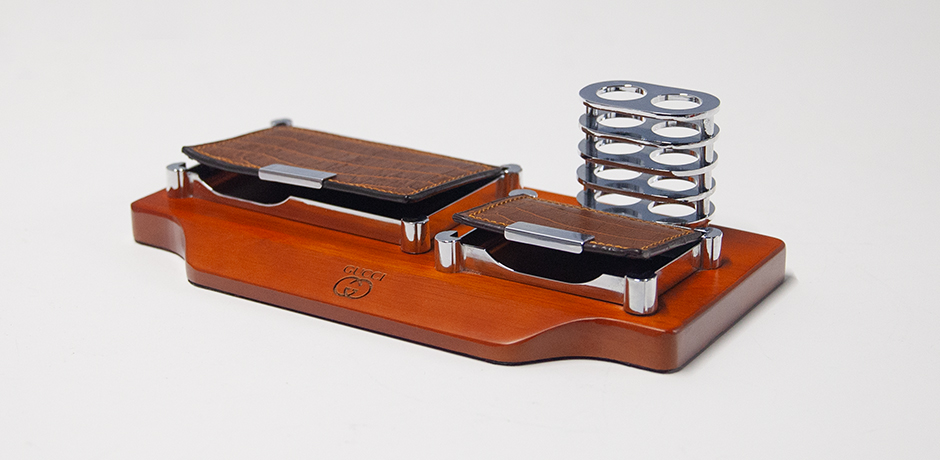 Gucci-desk-set-pen-holder-leather-vintage