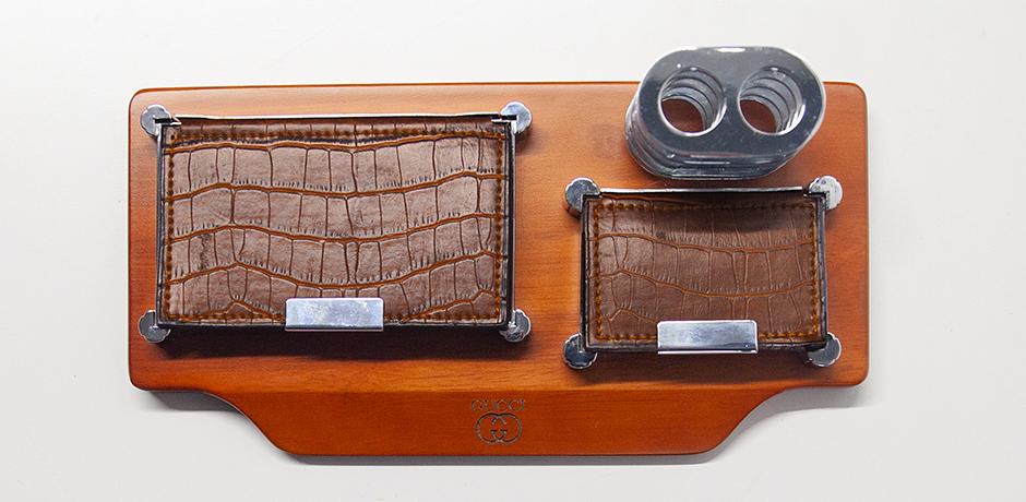 Gucci-desk-set-pen-holder-leather-italy