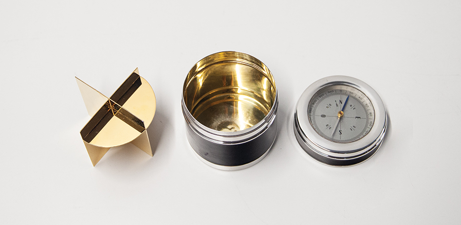 Hermès-Kompass-box-schwarz-silber