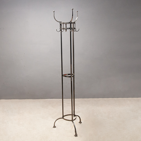 Otto-Bluemel-Nymphenburg-garderobenstaender-coat-rack-brass