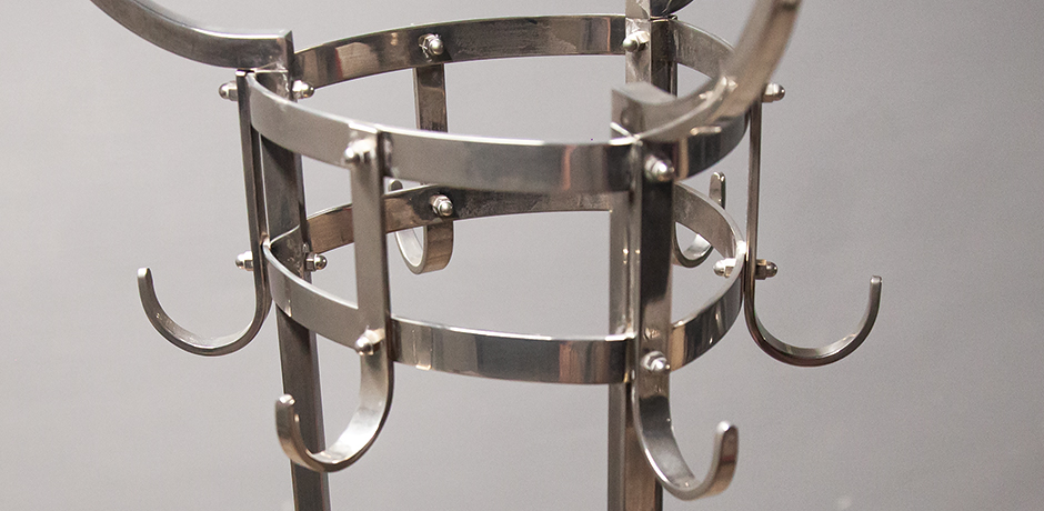 Otto-Bluemel-Nymphenburg-garderobe-coat-rack-brass