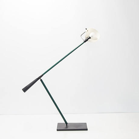 Paolo-Rizzatto-Gino-Sarfatti-Arteluce-tischlampe