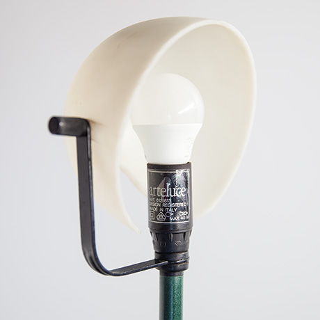 Paolo-Rizzatto-Gino-Sarfatti-table-lamp-adjustable