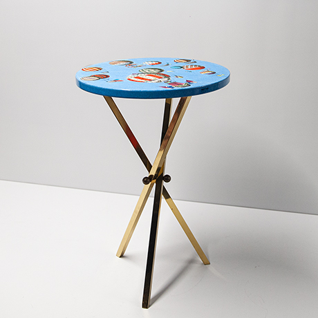 Piero-Fornasetti-beistelltisch-couchtisch-blau-Heißluftballons