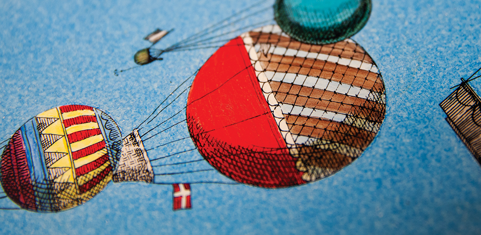 Piero-Fornasetti-beistelltisch-couchtisch-blau-Heißluftballons