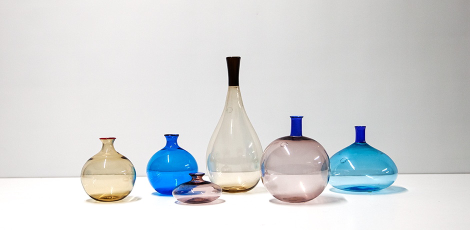 Venini-Monofiori-vase-glass-blue-yellow-pink