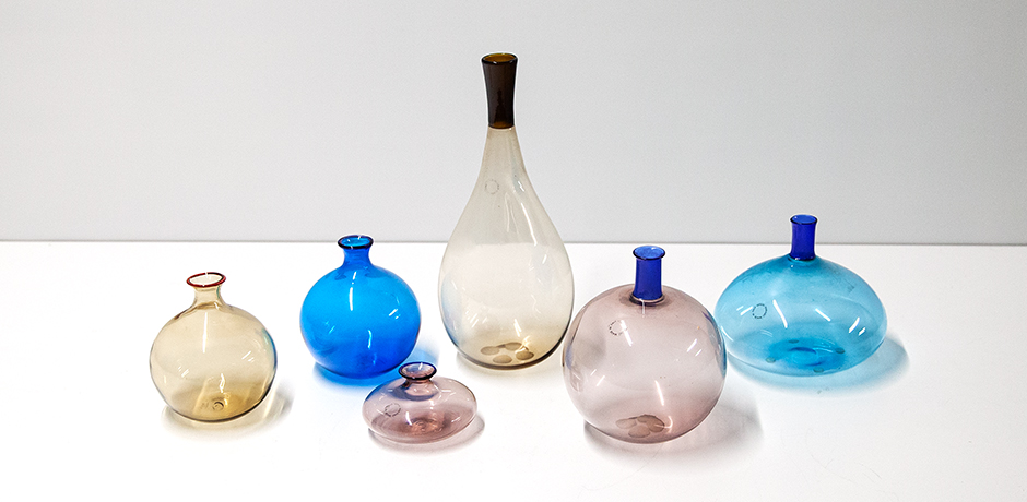 Venini-Monofiori-vase-glas-blau-gelb-rosa