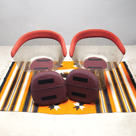 Warren-Platner-Knoll-International-Esszimmerstuehle-sessel-stoff-lila