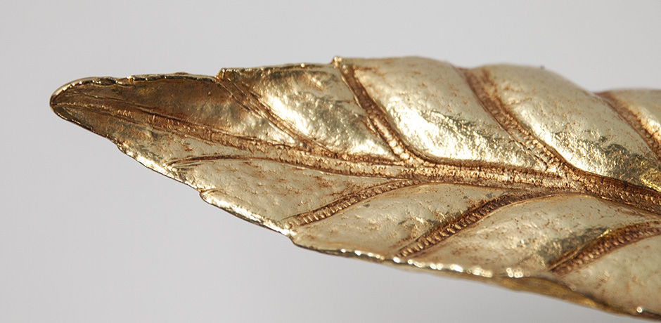 Willy-Daro-Wandleuchte-Gold-Blume