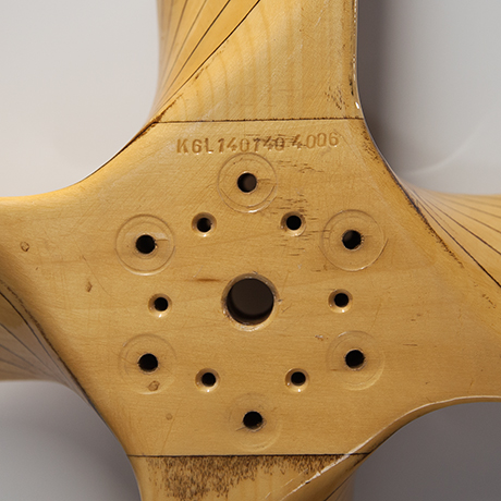 airplane-plywood-propeller-vintage