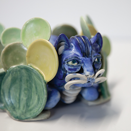 Beate-Kuhn-cat-ceramic-sculpture-stoneware