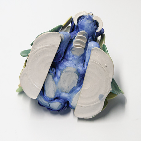 Beate-Kuhn-cat-ceramic-sculpture