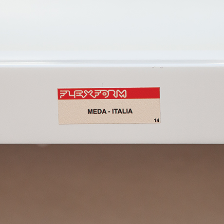 Antonio-Citterio-Flexform-Thomas-chair-white_leather
