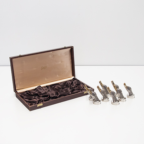 Gucci-ente-Briefbeschwerer-kartenhalter-silber