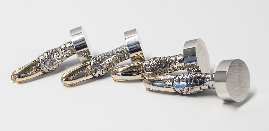 Gucci-ente-Briefbeschwerer-kartenhalter-silber
