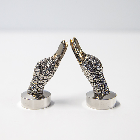 Gucci-duck-paperweight-silver-card-holder